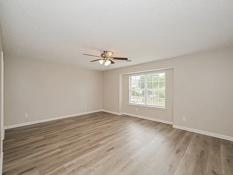 1711 Luton Dr — Photo 11