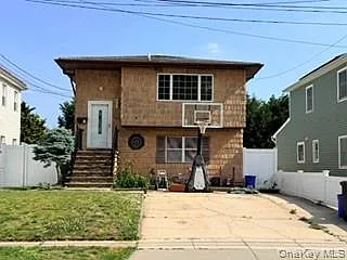 23 W Alhambra Ave