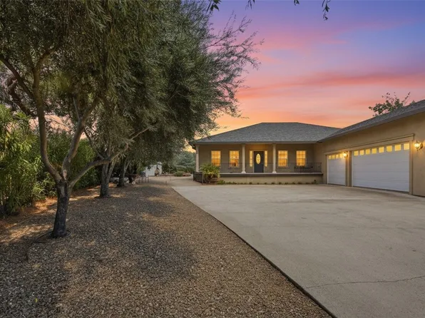 19512 Stonegate Rd, Hidden Valley Lake, CA 95467