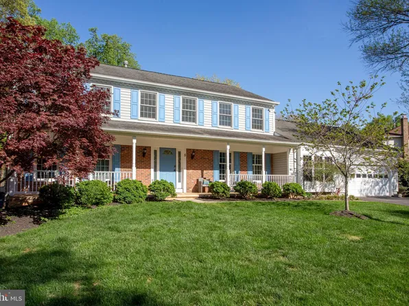 5 Paramus Ct, Gaithersburg, MD 20878