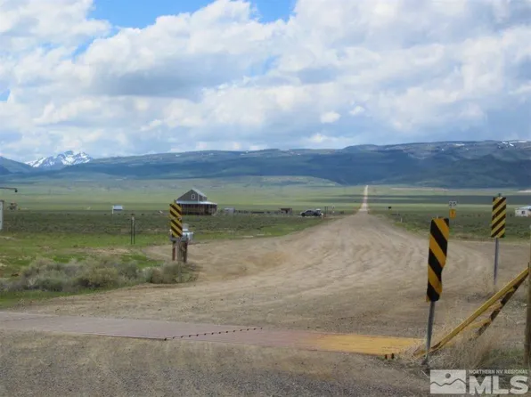 367 N 10th St, Crescent Valley, NV 89821
