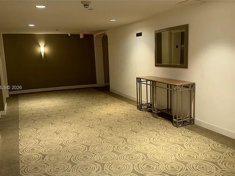 2333 Brickell Ave #614 — Photo 32