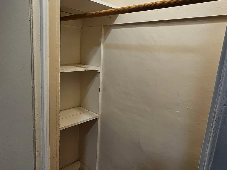 4th Room: Second room on the right hand side (close to the full bathroom) 4