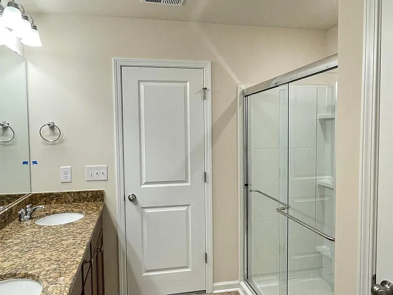 1230 Gemfor St — Photo 6