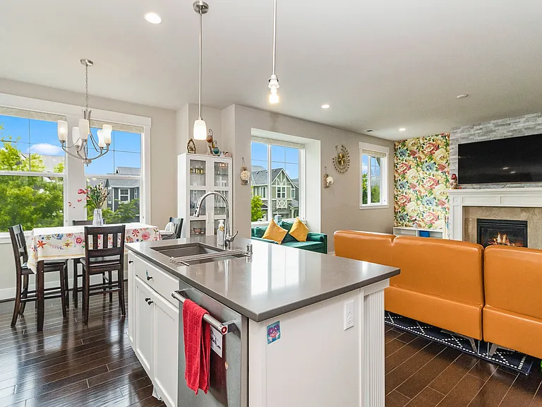 18617 45th Dr SE — Photo 12