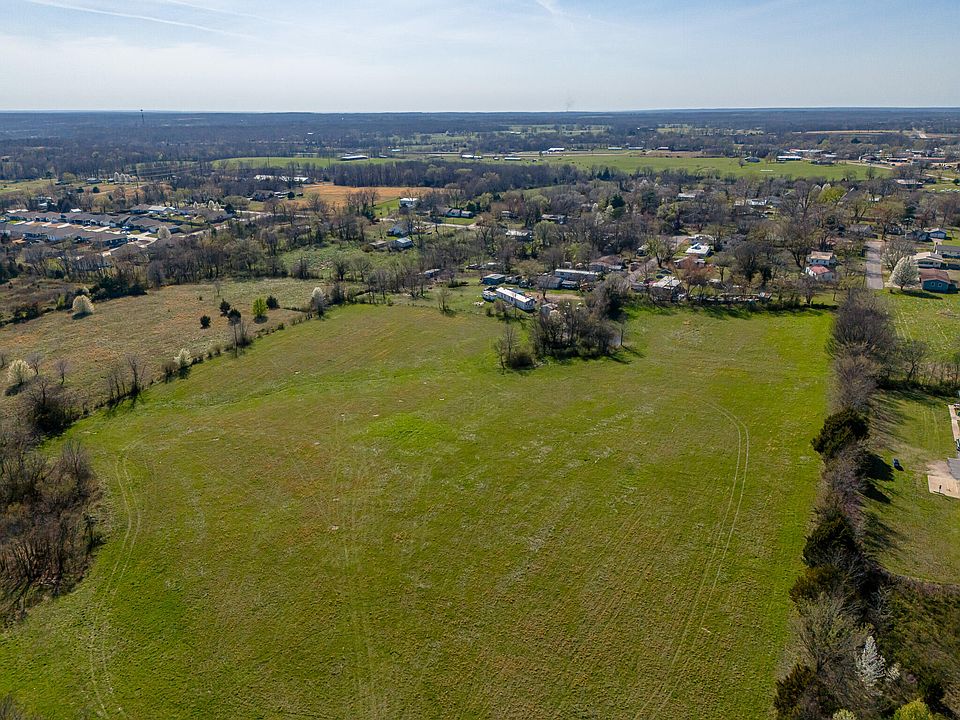 1st image of 137 E Splitlog Avenue
