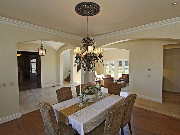 Dinning Room 
