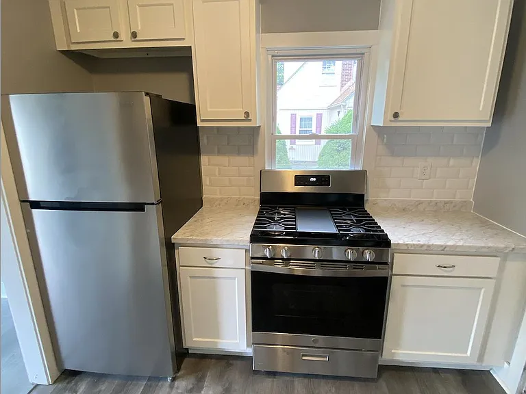 1804 Brown St — Photo 7