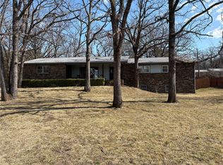 1003 Jackson St, Berryville, AR 72616