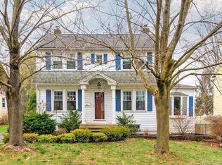 71 Fairview Dr, Wethersfield, CT 06109