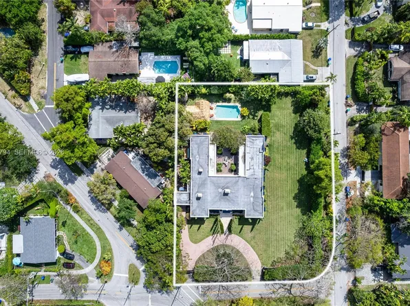 8447 E Dixie Hwy, Miami, FL 33138