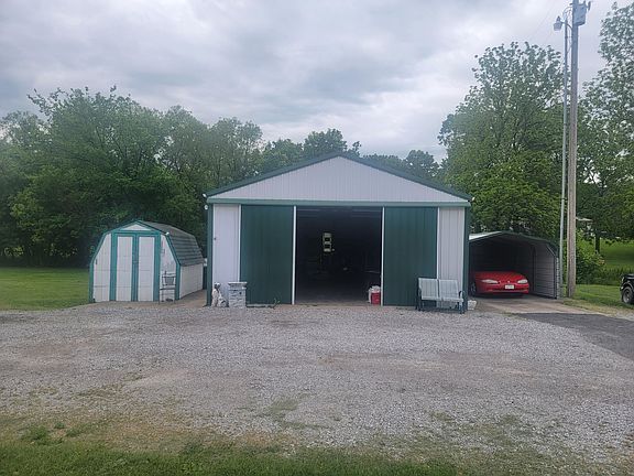 3rd image of 4544 State Highway 1842 N