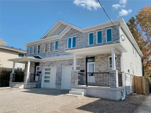 81 2nd Ave #B, Kitchener, ON N2C 1N4