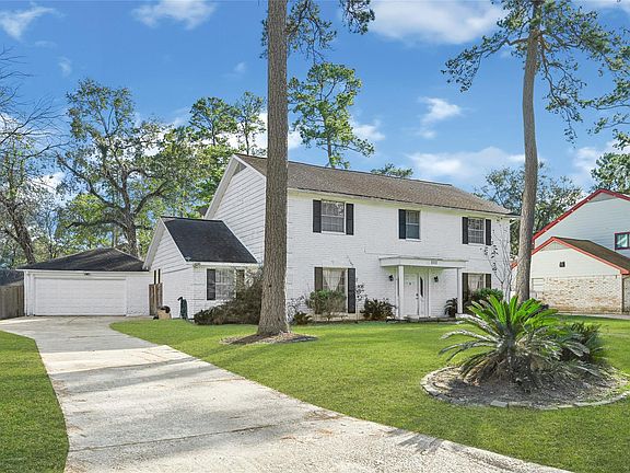 2nd image of 1111 Belaya Ln