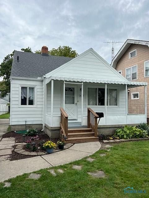 1st image of 3637 Revere Dr