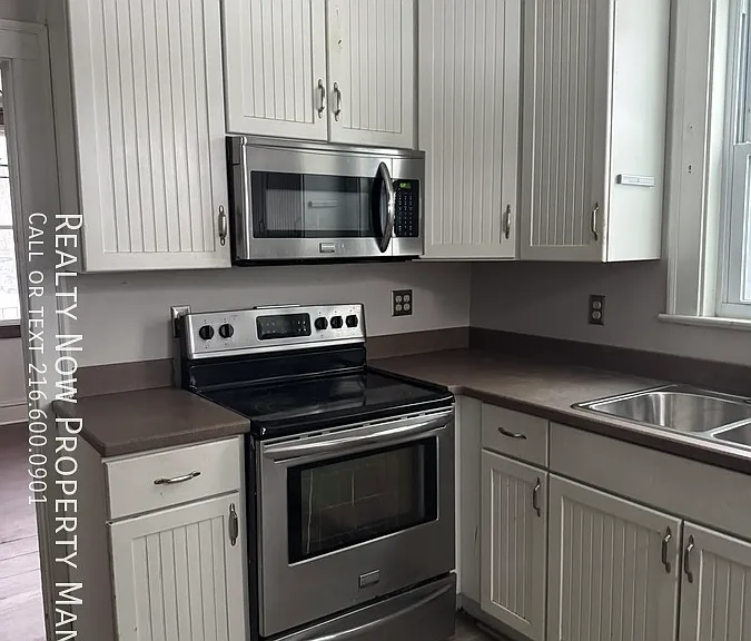 9474 Roxbury Rd — Photo 4