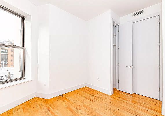 5th image of 103 Quincy St #3B