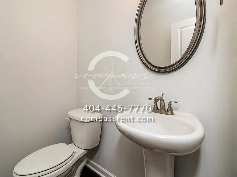 3523 Hedgeway Ln NW — Photo 16