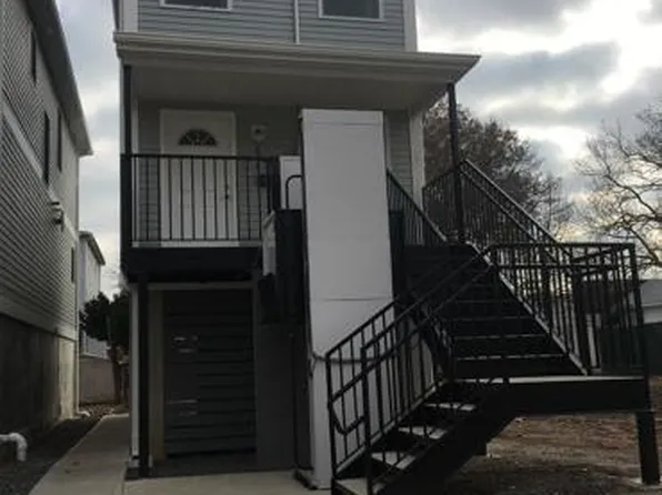 822 Nugent Ave, Staten Island, NY 10306