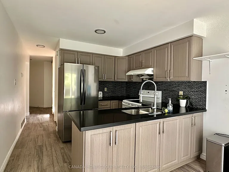 303 Riel Dr — Photo 6