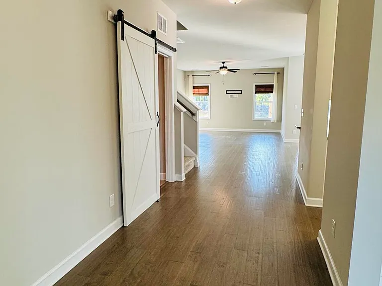 122 Permeta Dr — Photo 2
