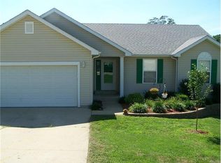 667 Lindsey Dr, Union, MO 63084
