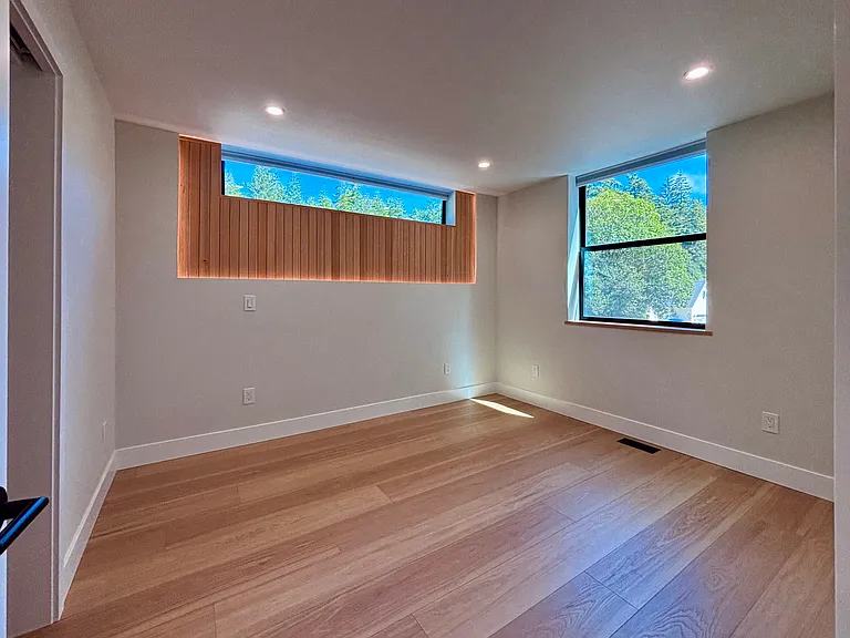 2159 Ash St — Photo 15