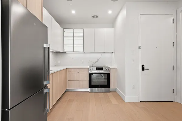 Rented by Nooklyn NYC LLC | media 7