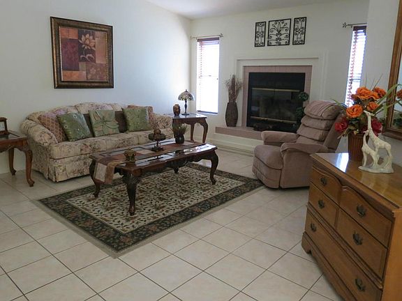 3rd image of 5991 N Edenbrook Ln