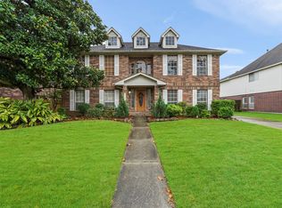 6722 Elmscott Dr, Pasadena, TX 77505