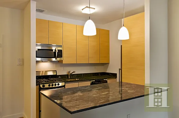 Rented by Halstead Real Estate | media 3