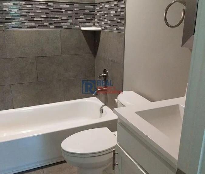 4943 Graston Ave — Photo 12