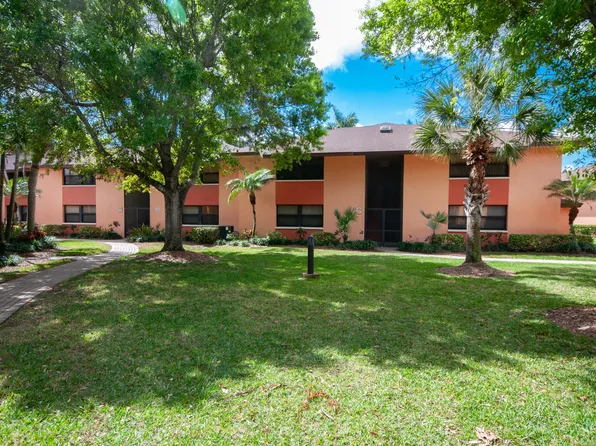 1538 Mainsail Dr Unit 5, Naples, FL 34114