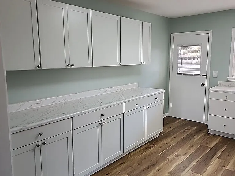 Kitchen cabinetry