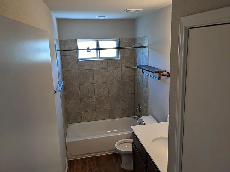 356 Twisted Oaks Ln — Photo 16