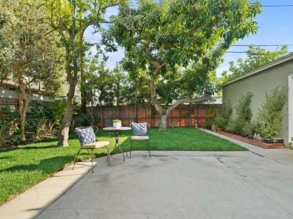 11520 Albers St, North Hollywood, CA 91601