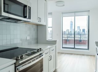 100 Newark Ave #1824, Jersey City, NJ 07302