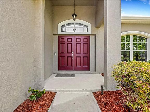 4th image of 1918 Berry Rd