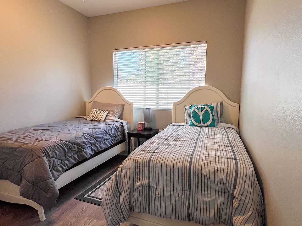 1st image of 9338 Twin Mountain Cir