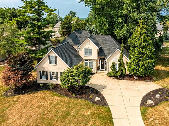 4th image of 503 Heron Dr