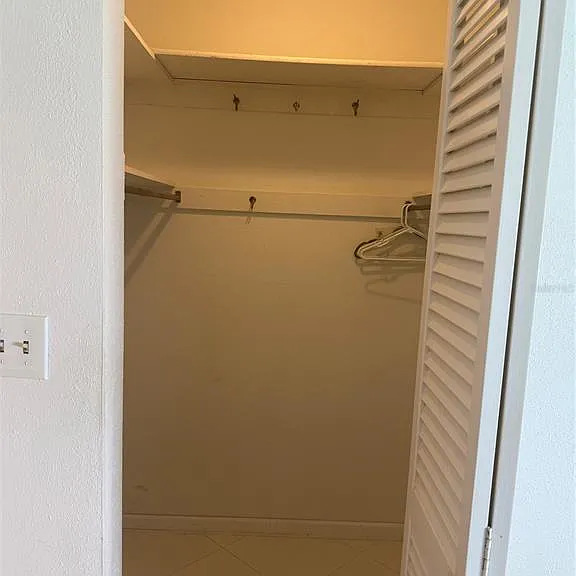 775 John Ringling Blvd #33 — Photo 27