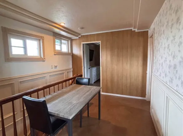 1356 Garlingford St #4, Costa Mesa, CA 92626