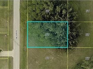 121 SW 34th Pl, Cape Coral, FL 33991