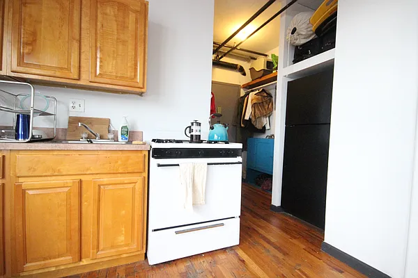 Rented by Nooklyn NYC LLC | media 6