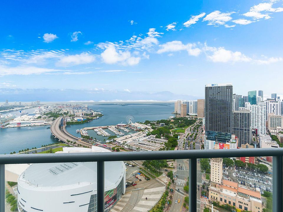 1st image of 888 Biscayne Boulevard #4406