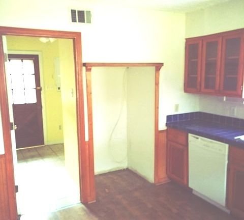 2nd image of 69 Lynn Ave