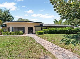 9714 Commodore Dr, Seffner, FL 33584