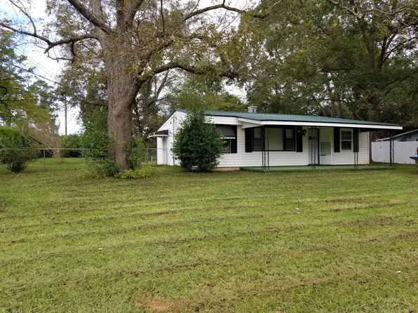 2904 Holly Bluff Rd, Macon, GA 31217