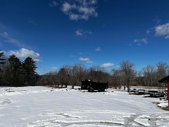 2nd image of 704 Gardiner Road