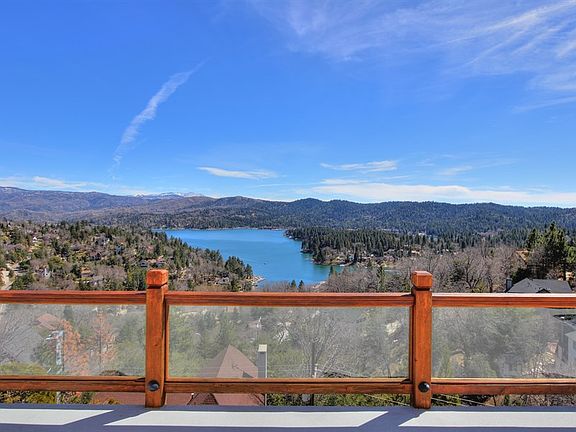 3rd image of 1106 Nadelhorn Dr